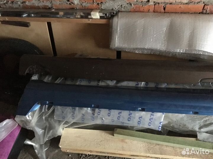Накладки порогов на volvo хс 60