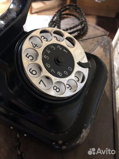 Старинный Телефон фирмы simens