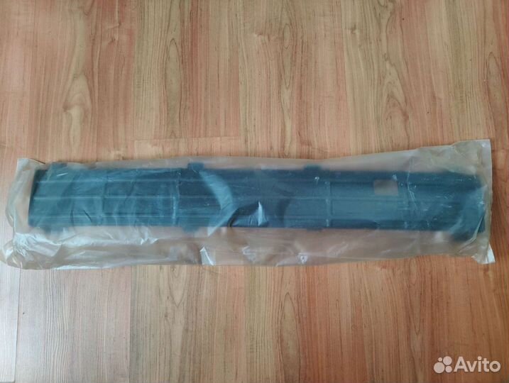 Заглушка переднего бампера Volkswagen Polo 2016