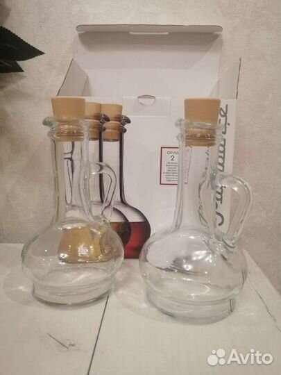 Подарочный набор. Ёмкость для масла и уксуса