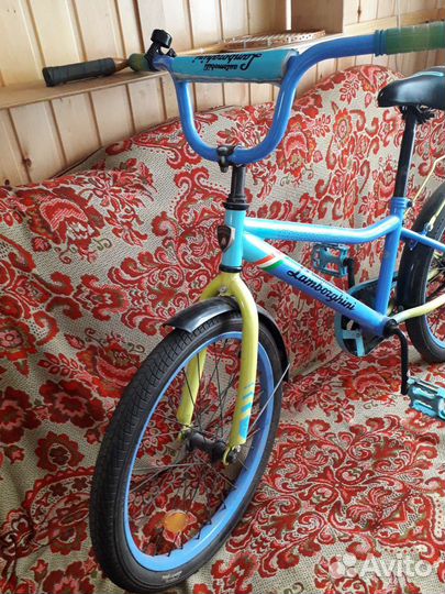 Детский велосипедс доб колесами