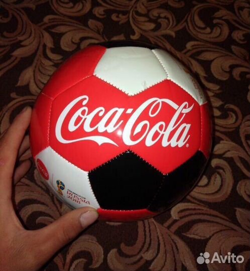 Мяч Coca Cola