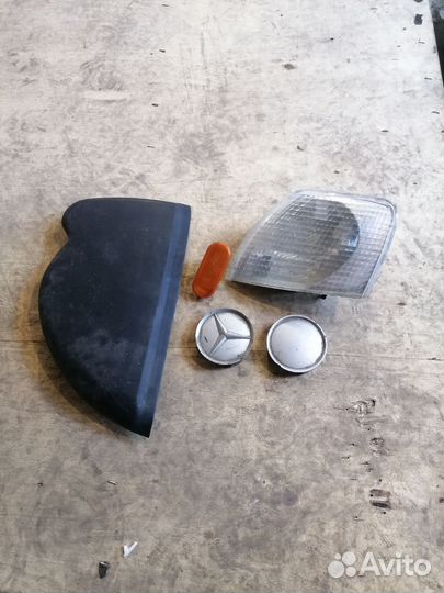 Поворотник левый для пассат б5