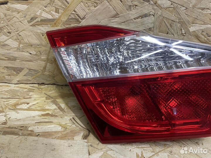 Фонарь задний левый на Toyota Camry 50