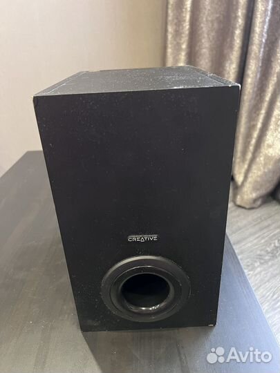 Сабвуфер creative