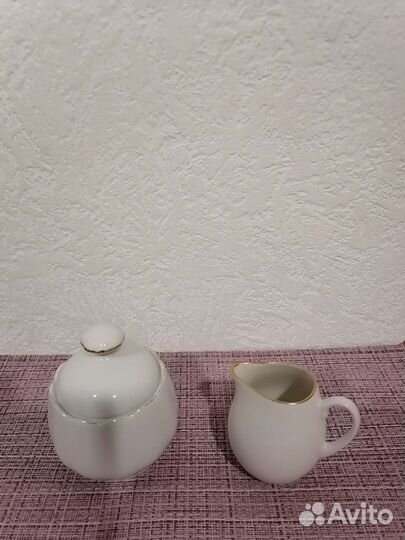 Миниатюрная фарфоровая пара (сахарн+сливочн)