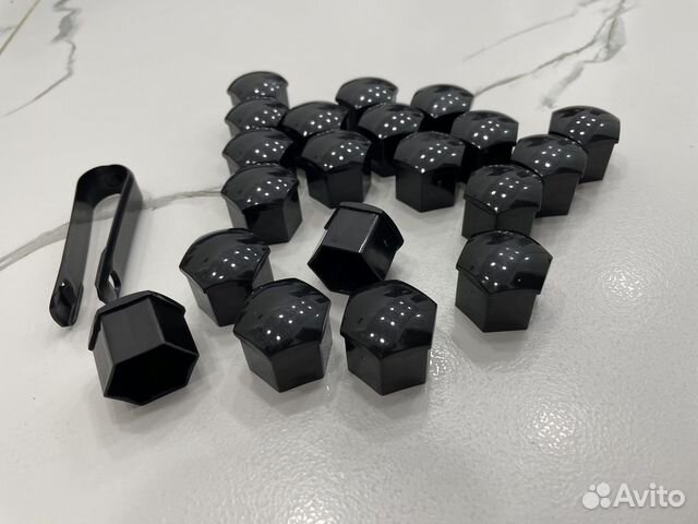 Колпачки черные на колесные болты 17 19 21 22