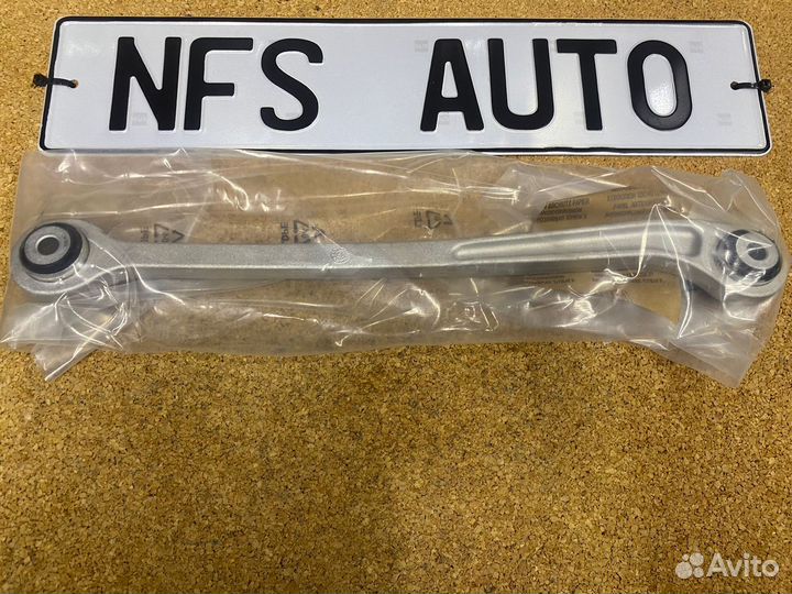 Нижний продольный рычаг задней ходовой Mercedes