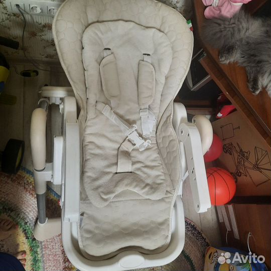 Детский стульчик для кормления