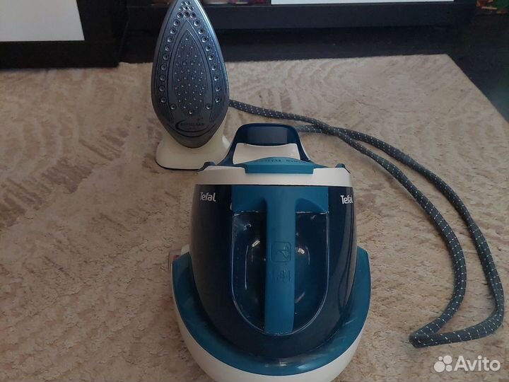 Утюг с парогенератором Tefal