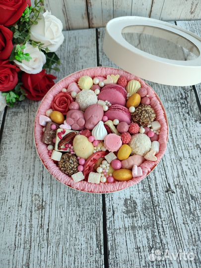 Сладкий подарок