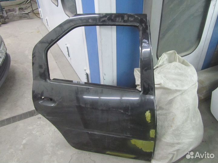 Дверь задняя правая рено логан renault logan