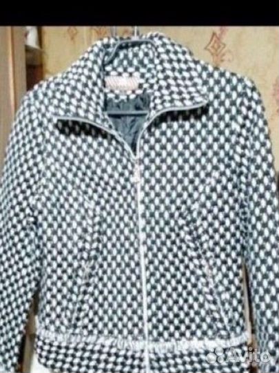 Куртка, костюмы новые 38-44 р