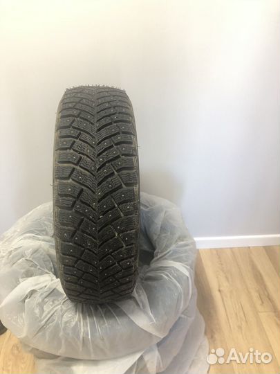 Michelin X-Ice North 4 185/65 R15 92T