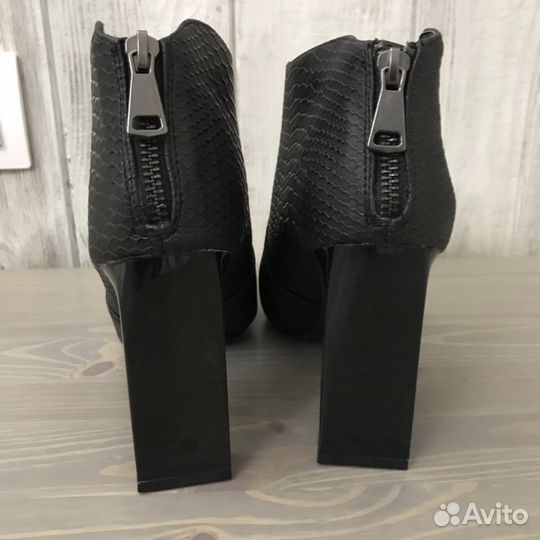 Ботильоны