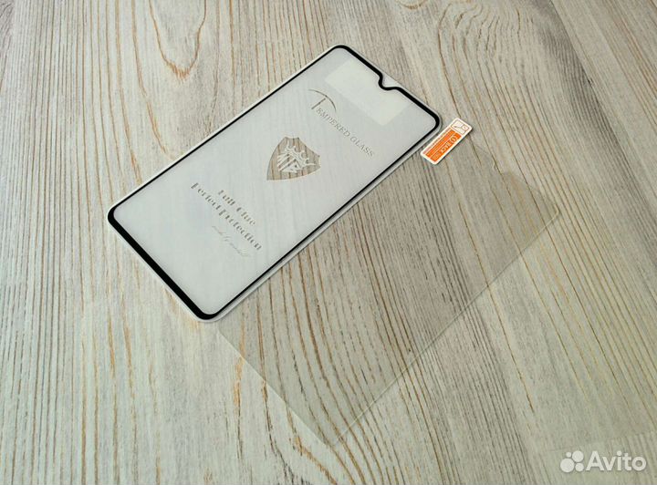 На Huawei mate 20 стекло чехол поклейка