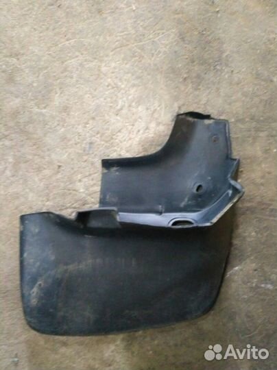 Брызговик передний правый Lexus Rx350 2016+