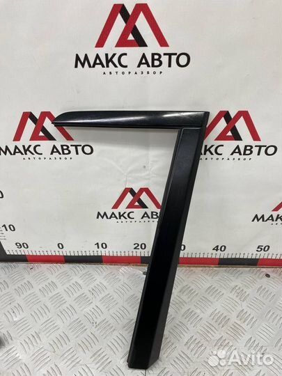 Б/У Накладка форточки багажника (молдинг) задний