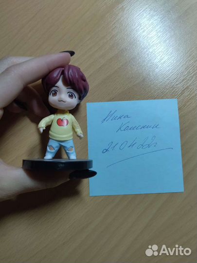 BTS фигурка