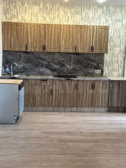 2-к. квартира, 60 м², 4/4 эт.