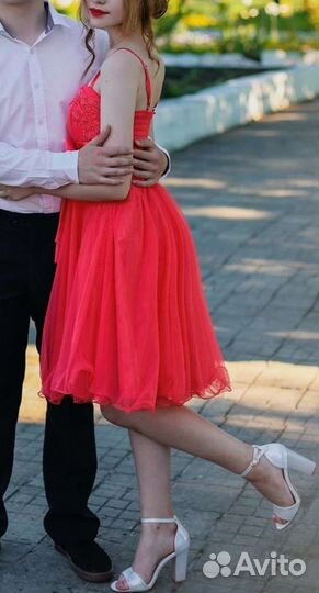 Выпускное платье для девушки