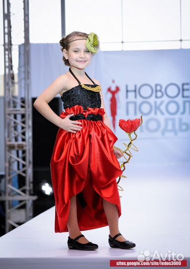 Прокат платьев, украшений, новогодних костюмов