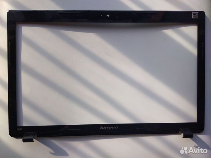 Рамка матрицы для ноутбука Lenovo Z585