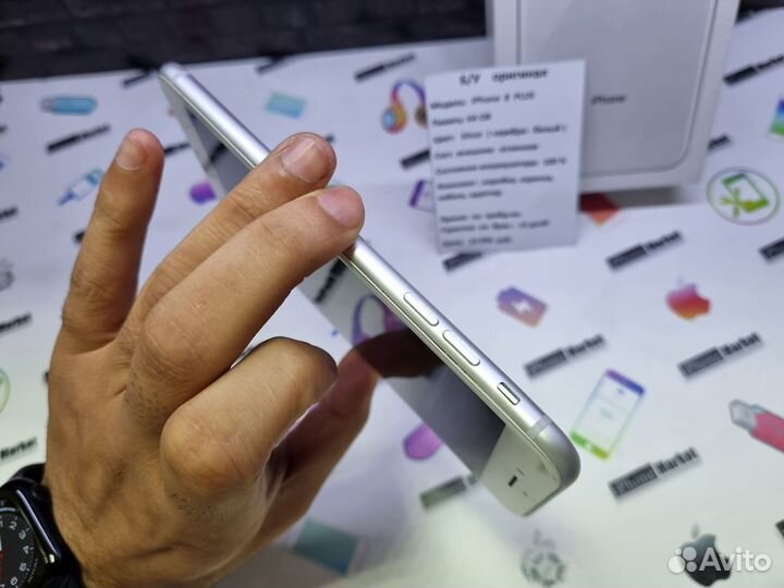 iPhone 8 Plus в отличном состоянии