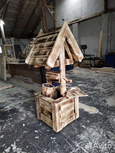 Колодец декоративный