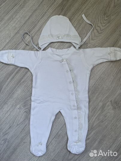 Комплект на выписку для девочки