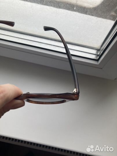 Солнцезащитные очки