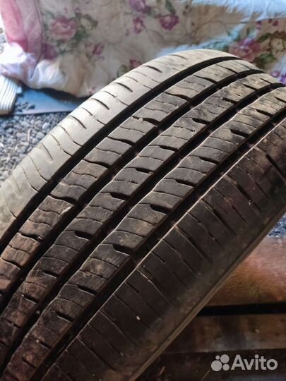 Roadstone N'Fera RU5 255/50 R20