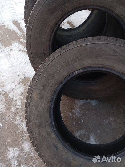 Viatti Bosco Nordico V-523 205/70 R15 96V