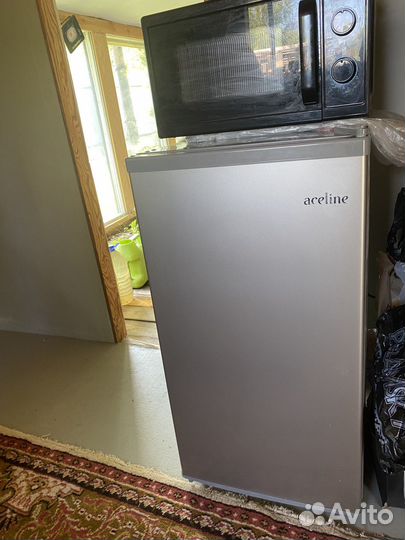 Холодильник маленький