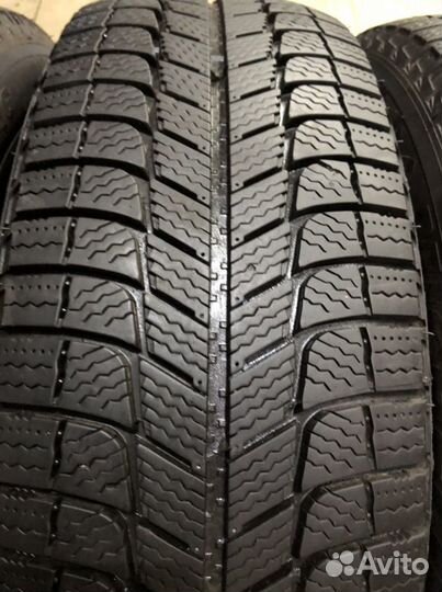 Michelin X-Ice 2 215/65 R16