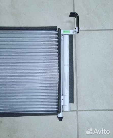 Радиатор кондиционера grand Starex 97606-4H200