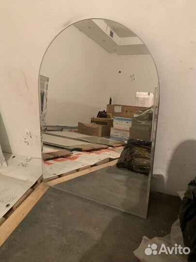 Зеркало настенное