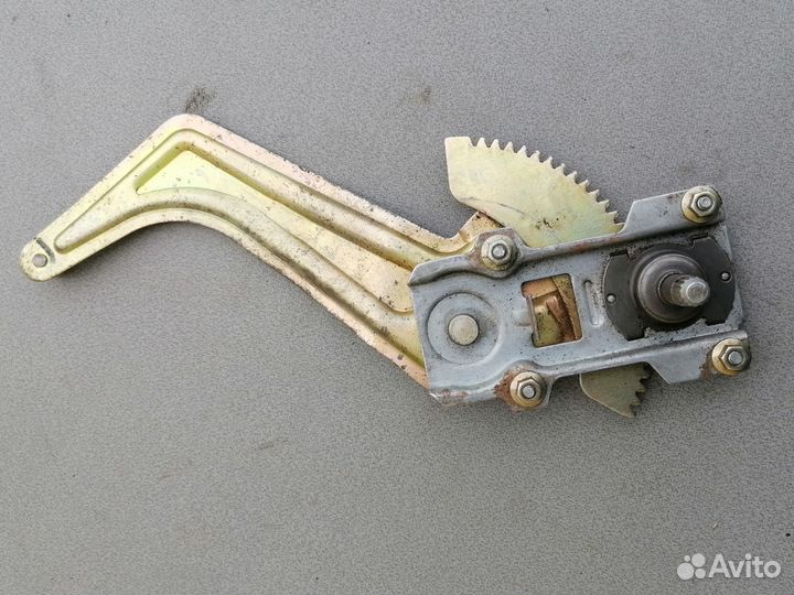 Стеклоподъемный механизм задний Kia Rio 2002-2005