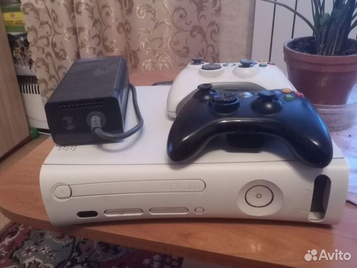 Xbox 360 консоль