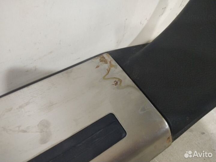 Накладка порога внутренняя передняя правая Lexus