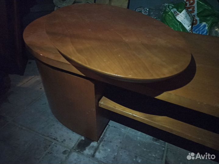 Тумбочка для телевизора