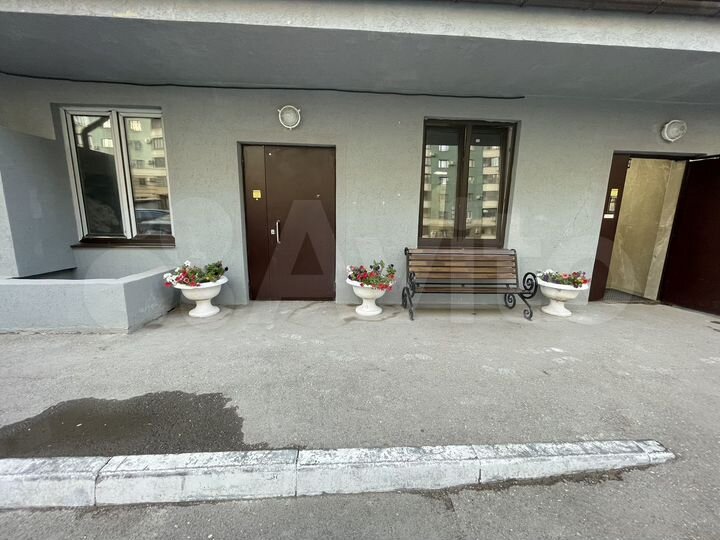 2-к. квартира, 55 м², 3/25 эт.