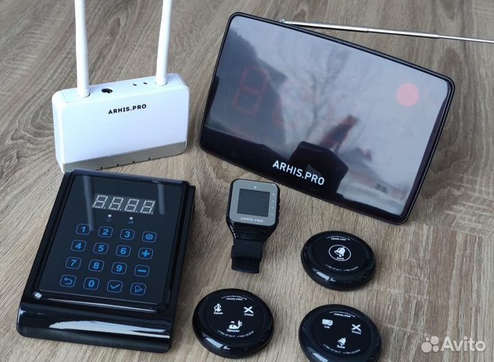 Кнопка вызова официанта, кальянщика, персонала