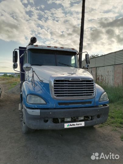 Freightliner FLC, 2003