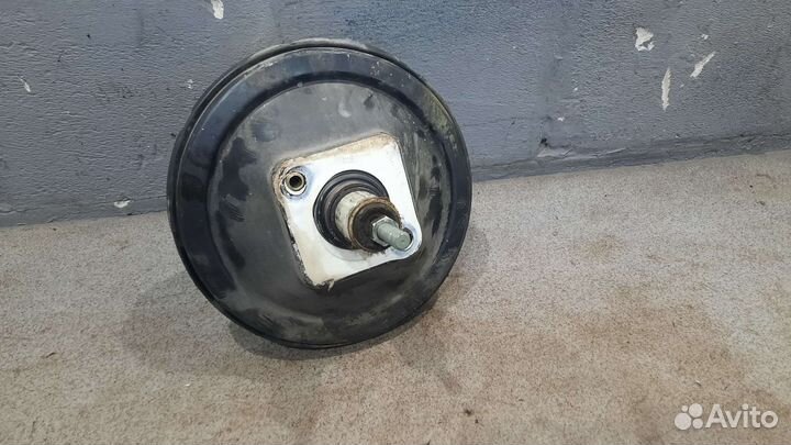 Вакуумник тормозной с гтц 2.4 Audi A4 B5