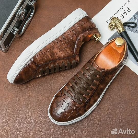 Мужские кожаные кеды