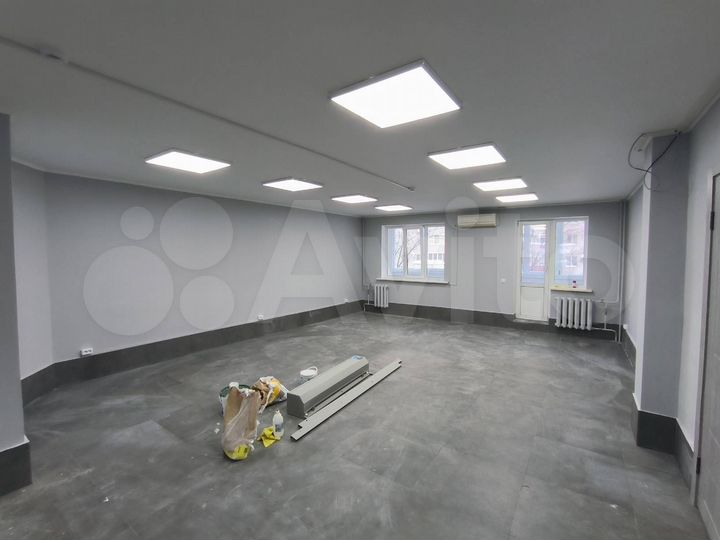 Торговая площадь, 77.6 м² с отдельным входом