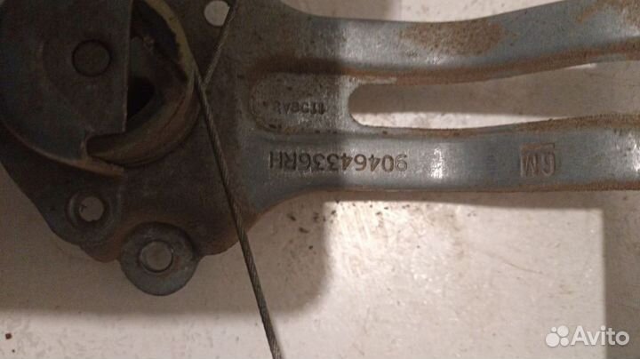 Стеклоподъемник задний Opel Vectra B правый