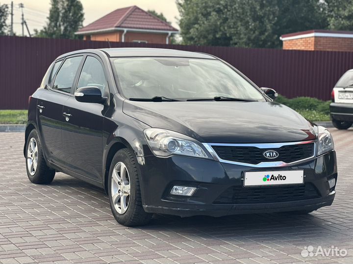 Kia Ceed 1.6 AT, 2011, 252 363 км