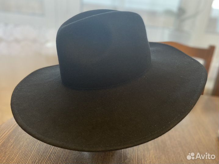 Фетровая шляпа черная Restyle